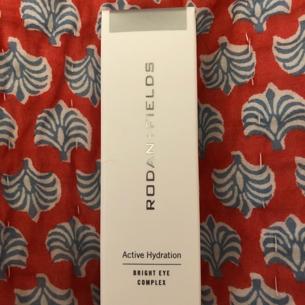 Rodan and Fields votive Hydration Bright Eye